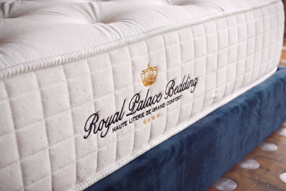Ensemble Matelas Sommier 180x200 cm - Sommier Blanc (déjà monté) - Buckingham